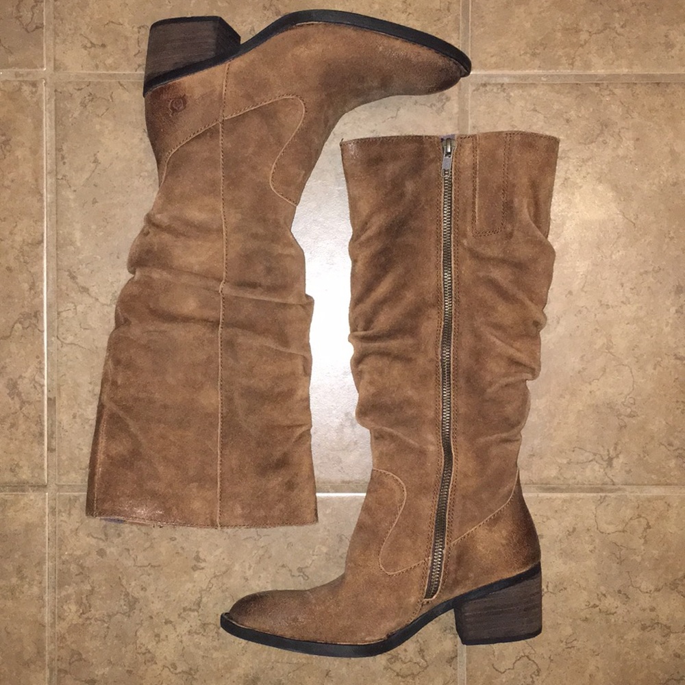 6.5 Born boots
